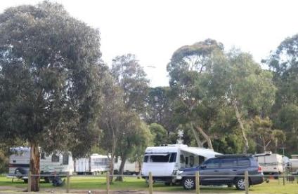 Milang lakeside caravan park